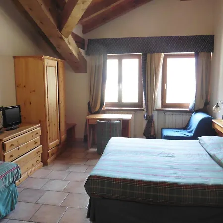 Mont Nery Hotel Challand-Saint-Anselme