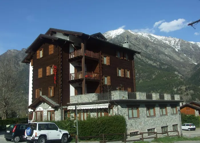 Mont Nery Hotel Challand-Saint-Anselme